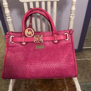 Faux Michael Kors Fushia Satchel